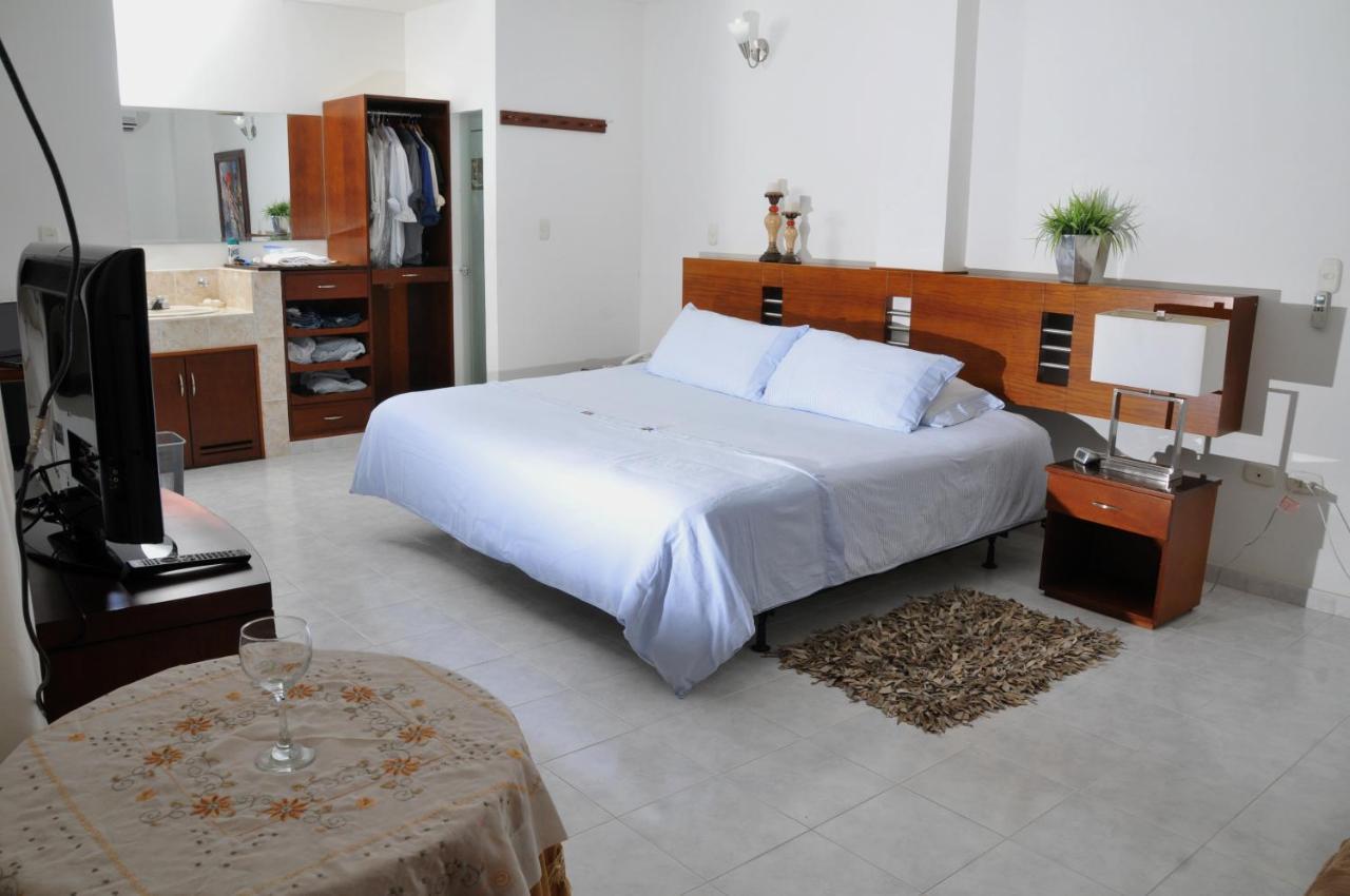 Hotel Barrancabermeja Plaza Buitenkant foto